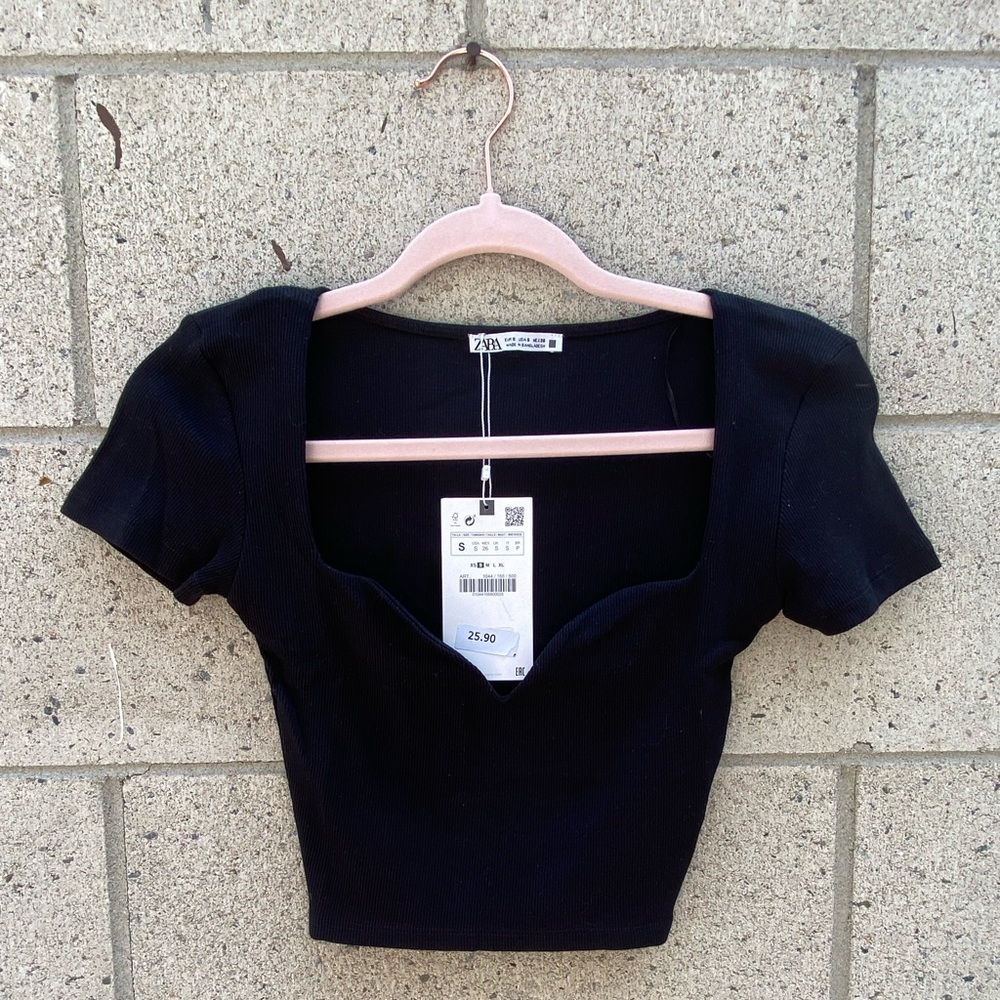 Black Zara crop top